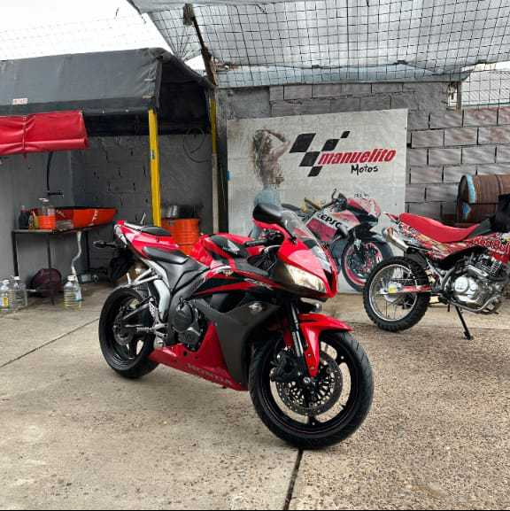 Manuelito Autos y Motos
